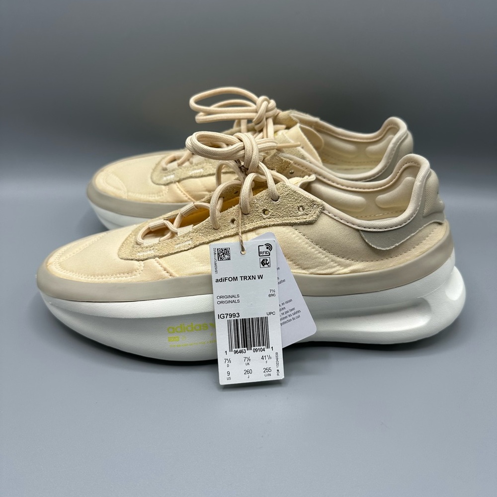 Adidas adiFom Comfort Train Sneakers Woman’s Size 9 Sand Strata